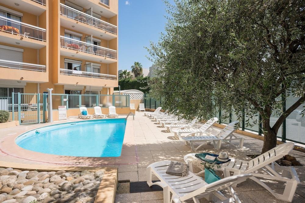 Residence Pierre & Vacances La Rostagne Juan-les-Pins Exterior foto