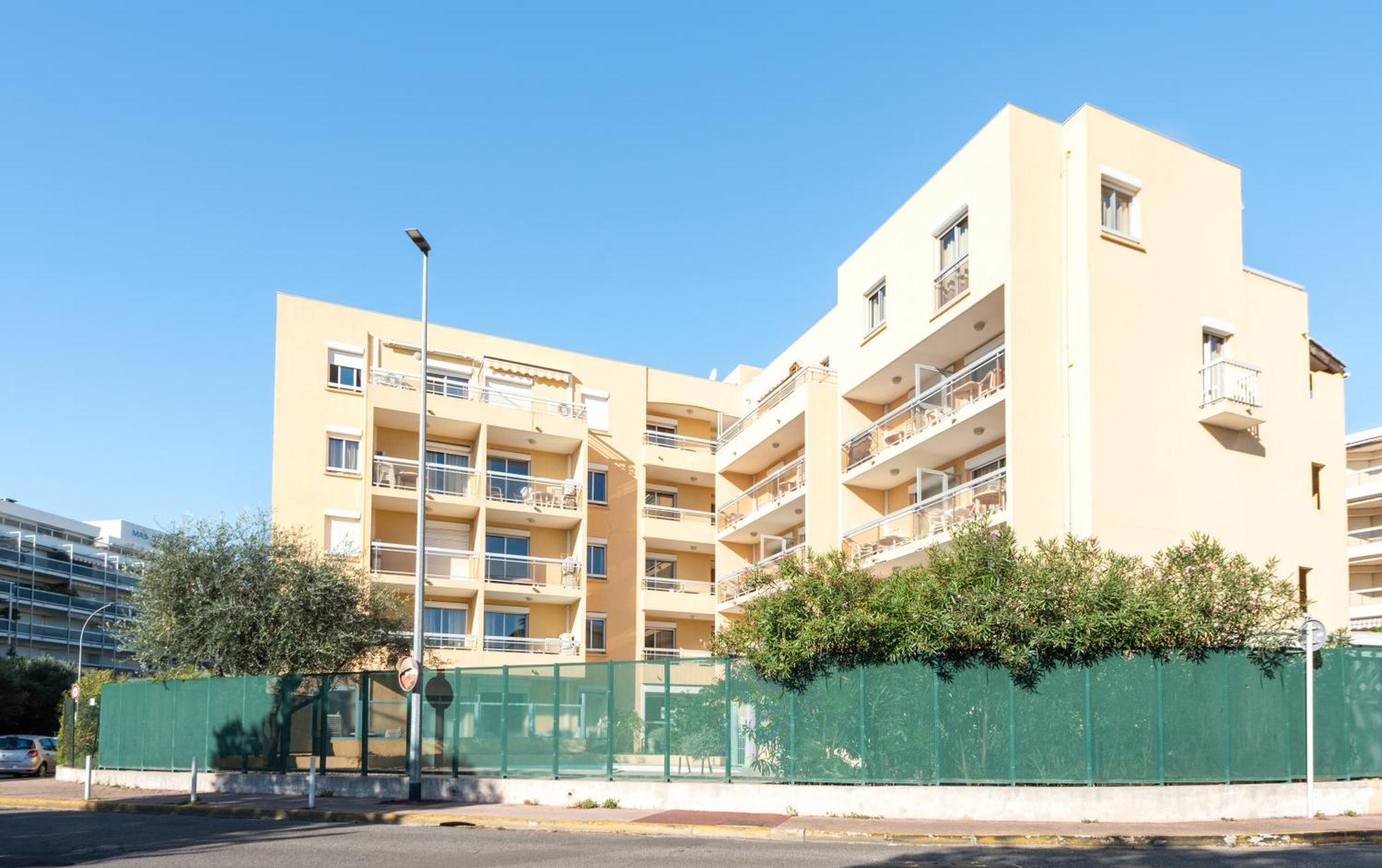 Residence Pierre & Vacances La Rostagne Juan-les-Pins Exterior foto